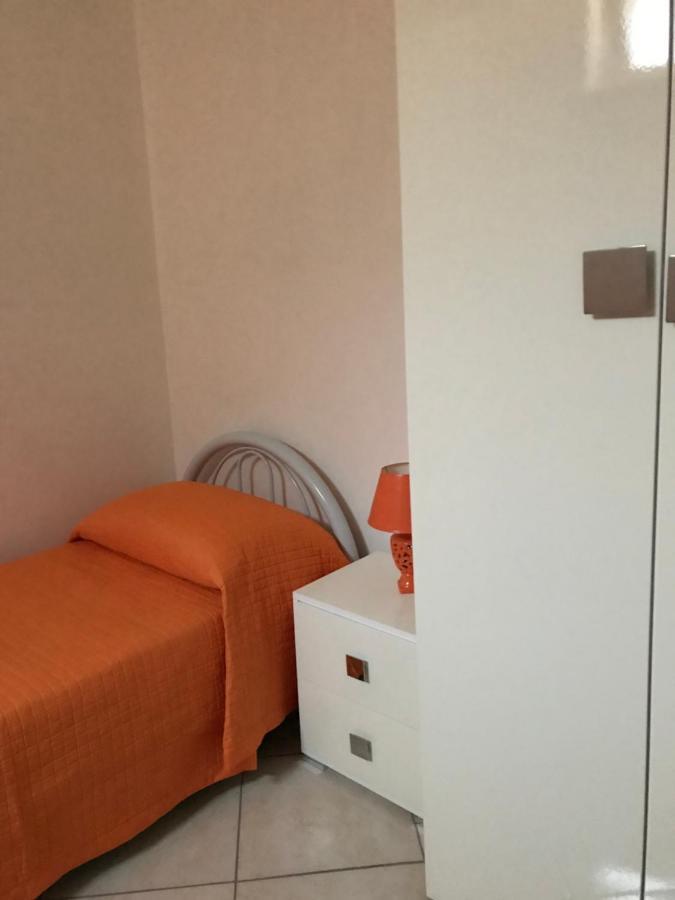 Central House Apartment เรอัลมอนเต ภายนอก รูปภาพ
